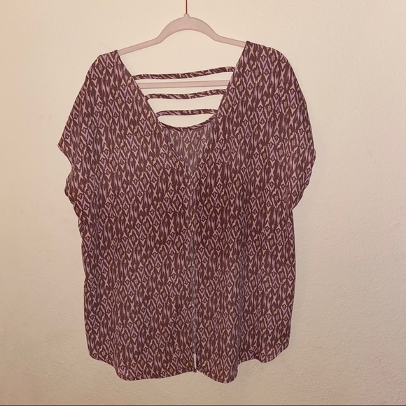 Torrid muted mauve ikat pattern with details - Picture 2 of 5